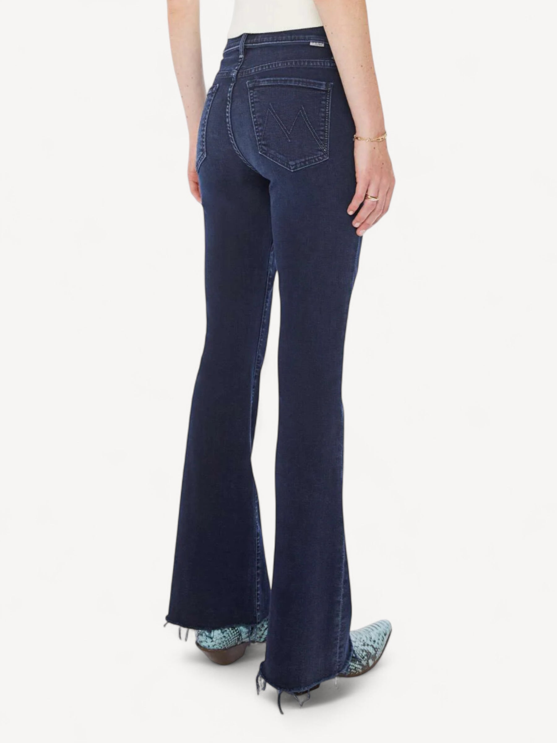 The Weekender Fray Jeans - Chip on my Shoulder