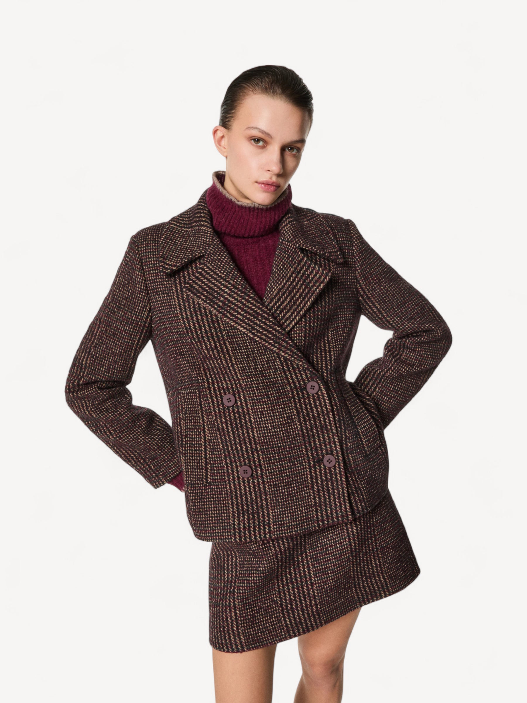 Vanni Peacoat - Bruin