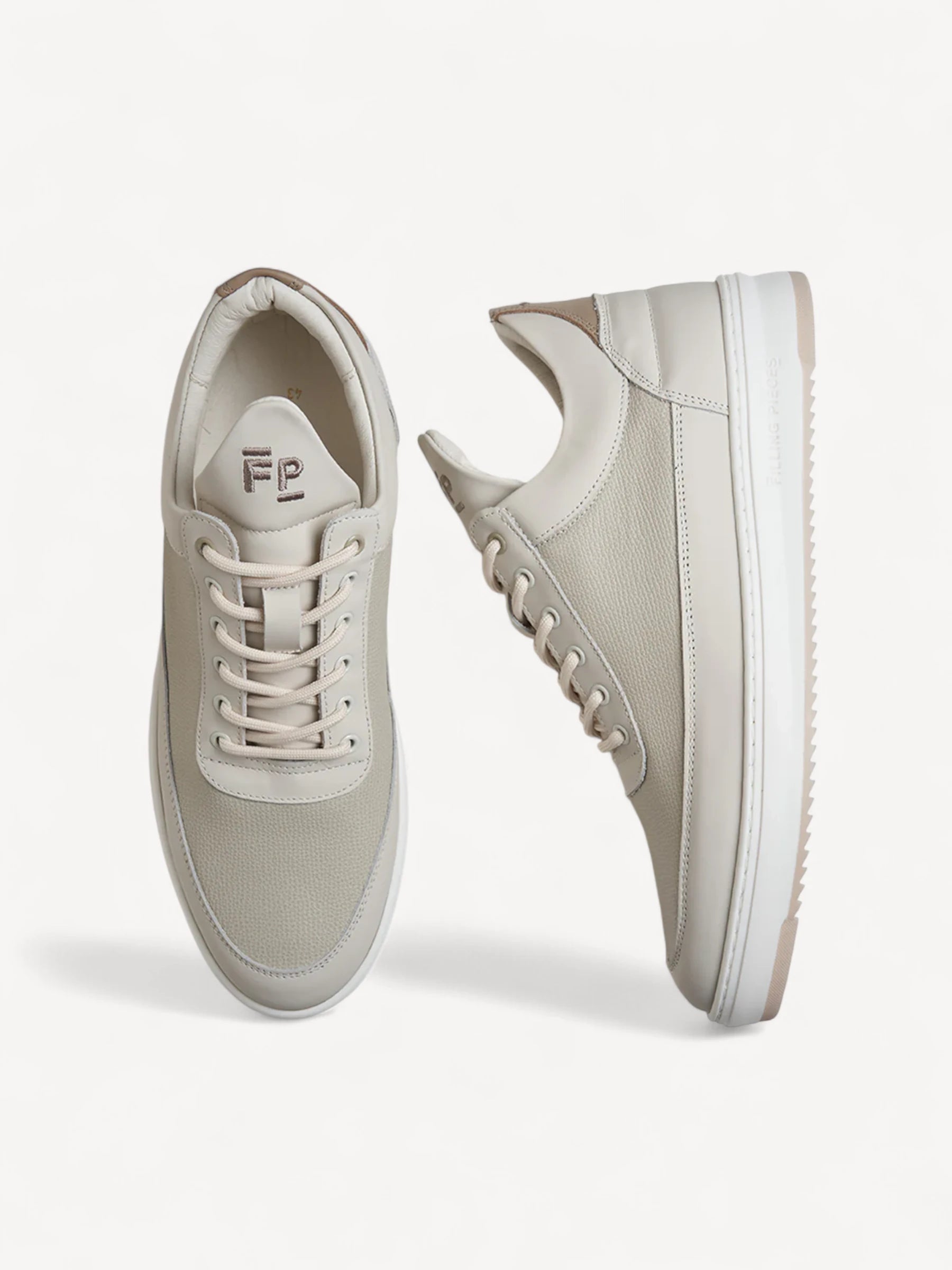 Low Top Tech Crumbs - Off White