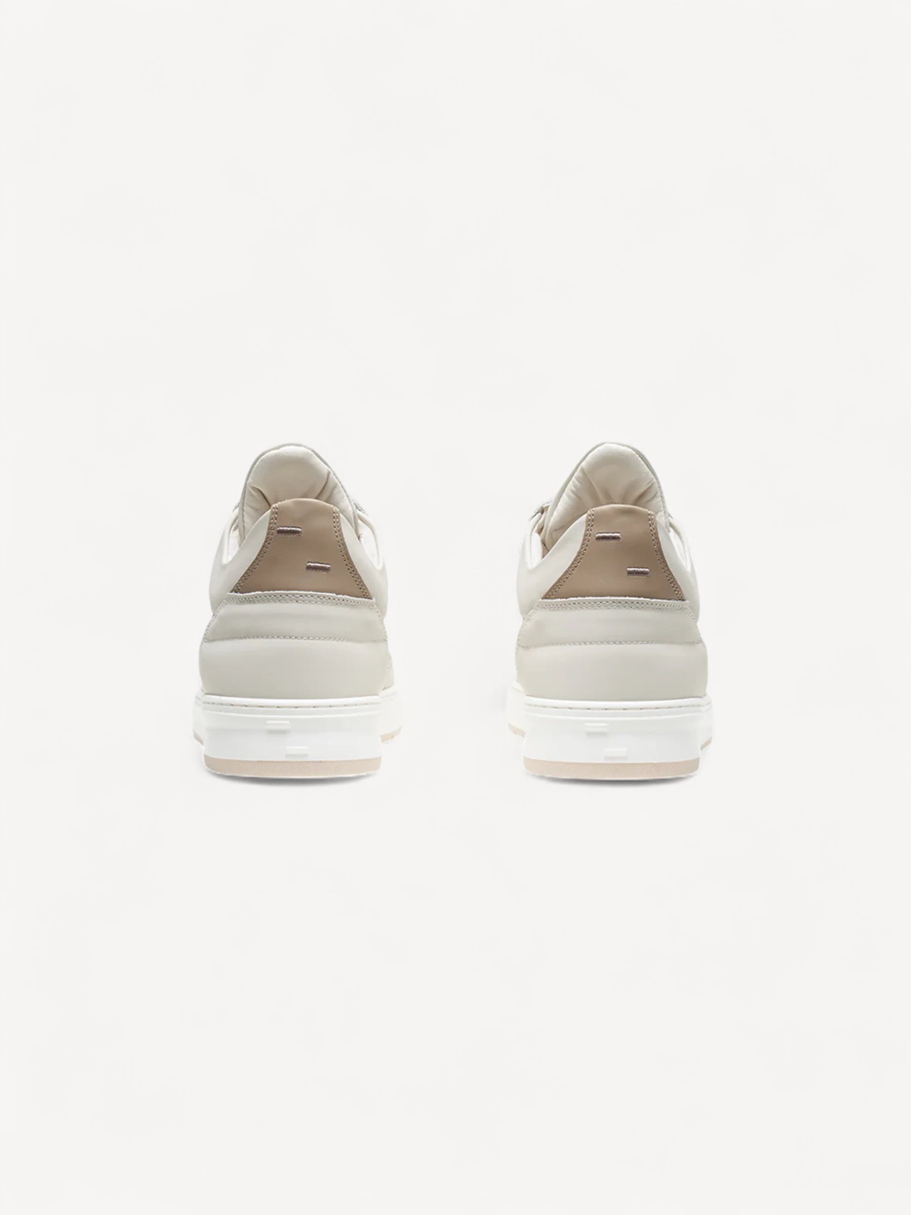 Low Top Tech Crumbs - Off White