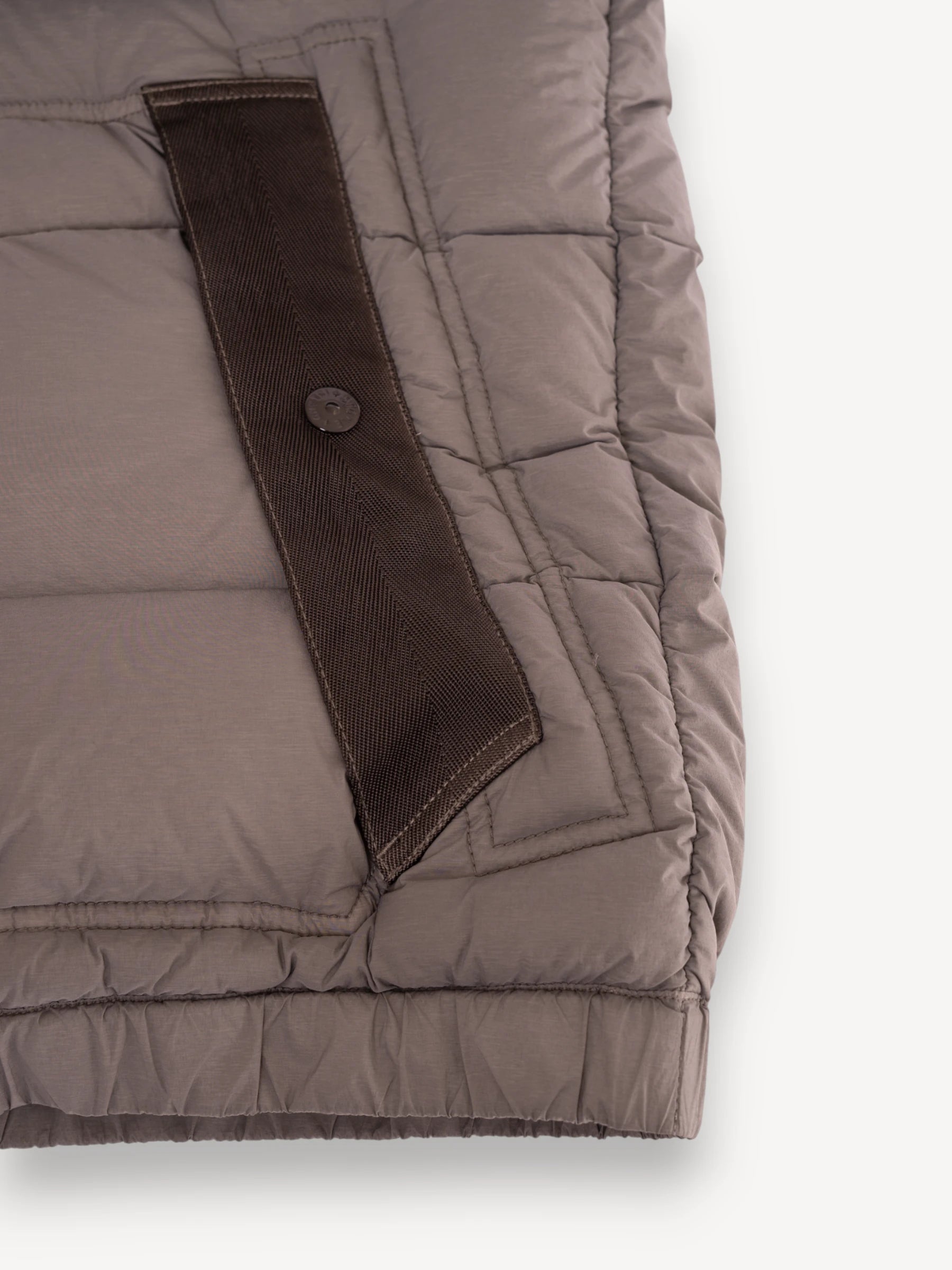 Seamless Down Jacket - Cement