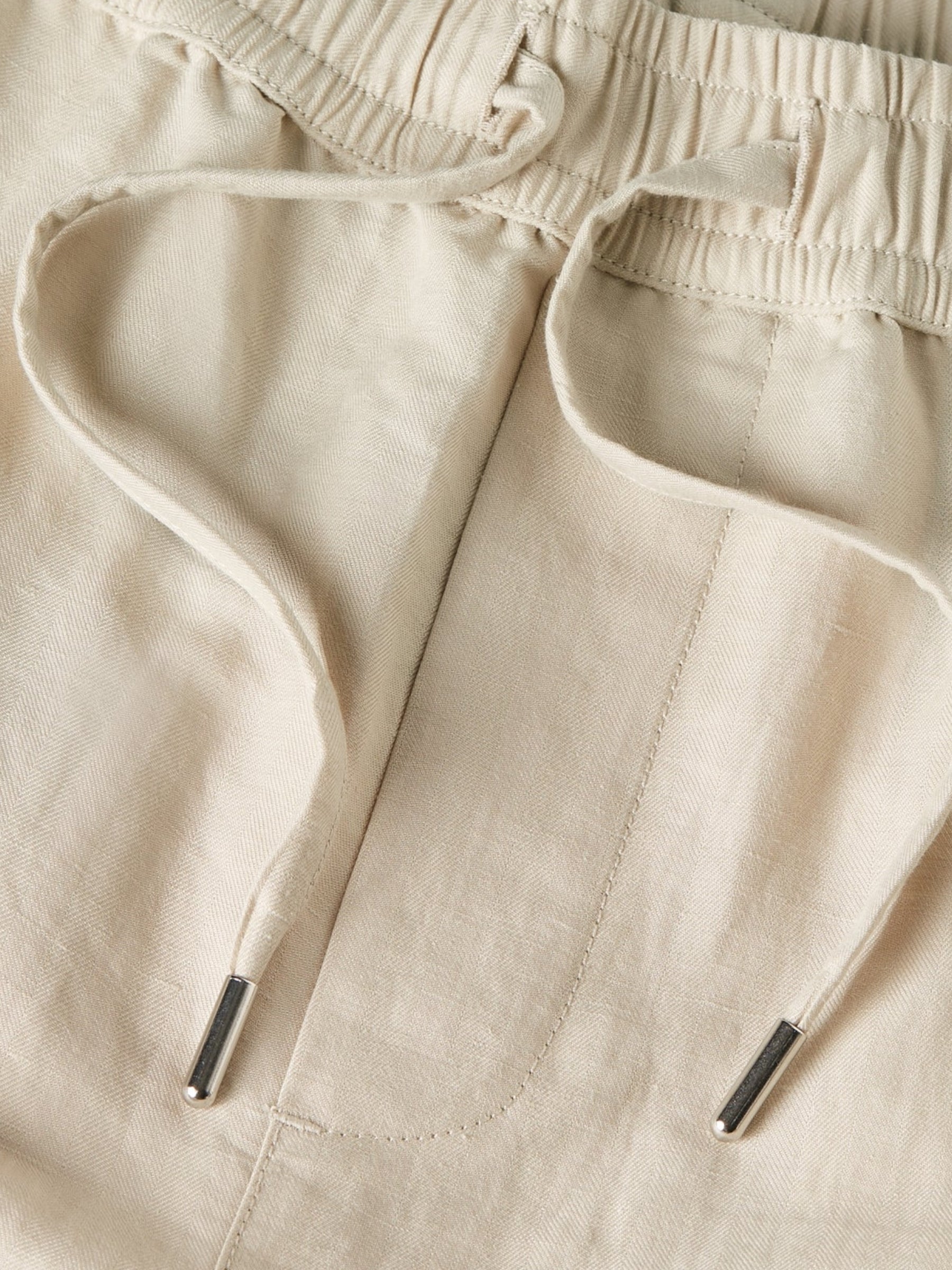 Carl Linnen Shorts - Light Sand