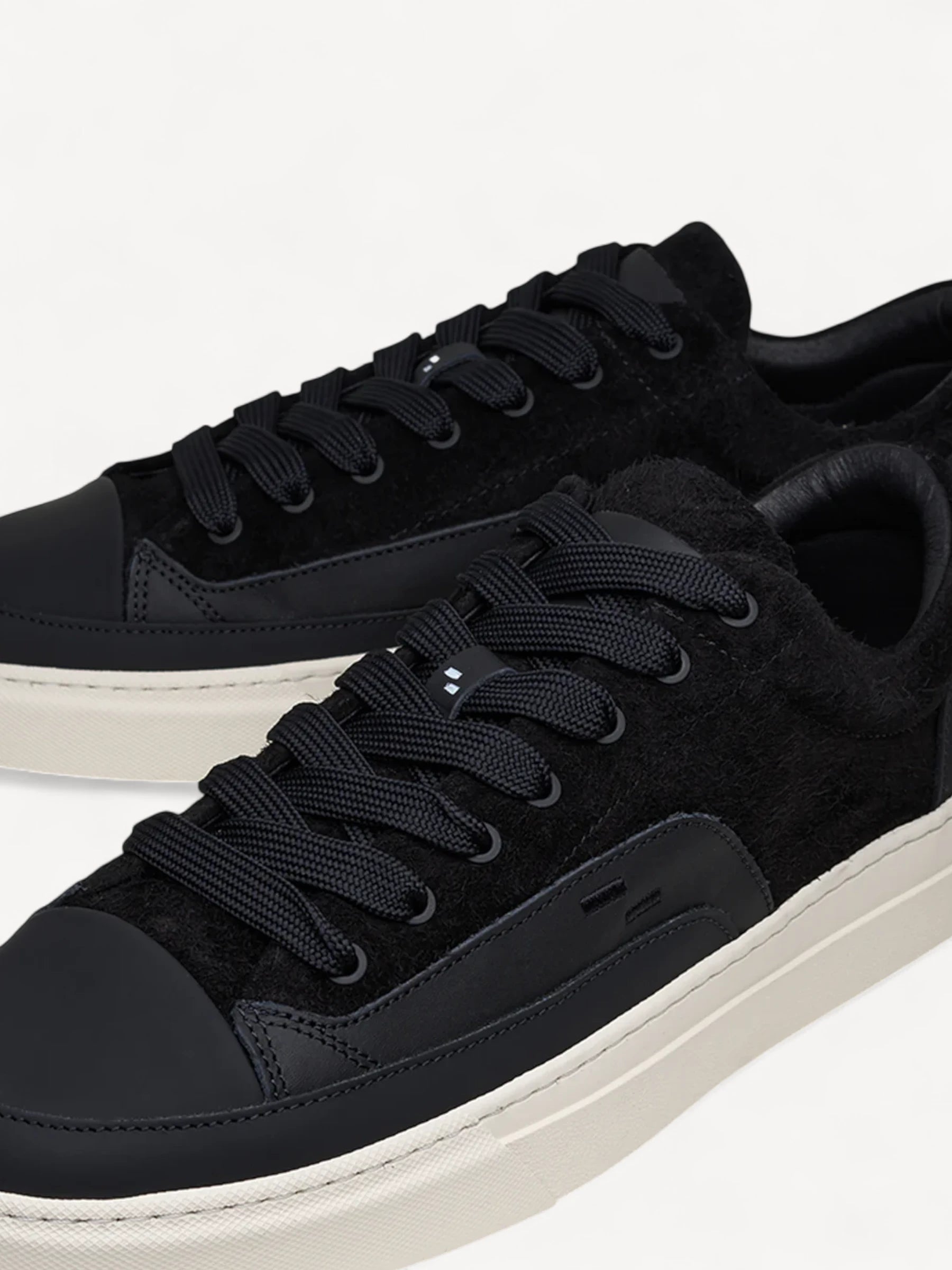 Riviera Fuzz Sneakers - Black